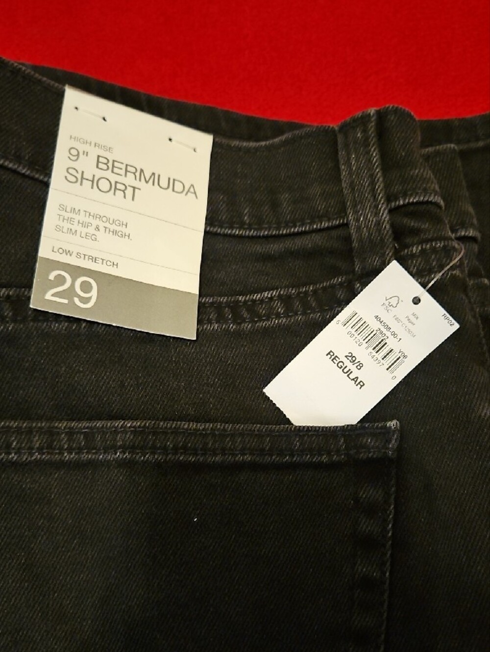 GAP 9" High Rise Bermuda Short - Picture 6 of 6